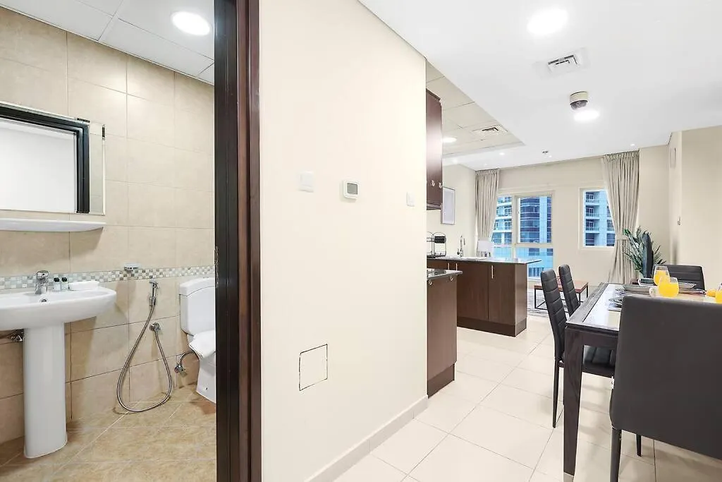 First Class 1Br Charming Marina Escape Dubai